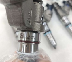 Inyector de Combustible 4903084 Para Motor Cummins